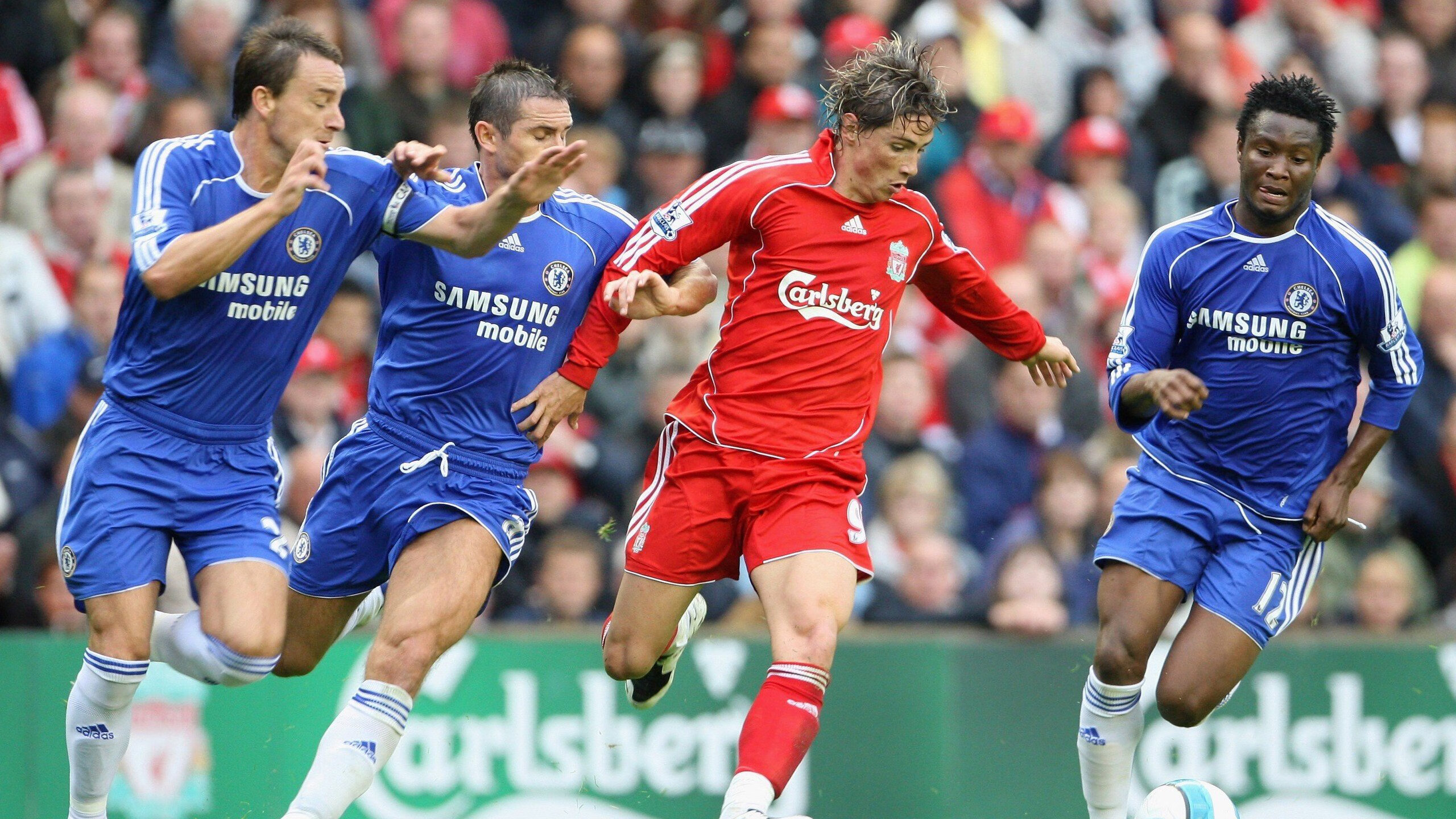 皇马领跑西甲,巴萨紧追在后,争冠进入白热化,1314西甲皇马vs巴萨